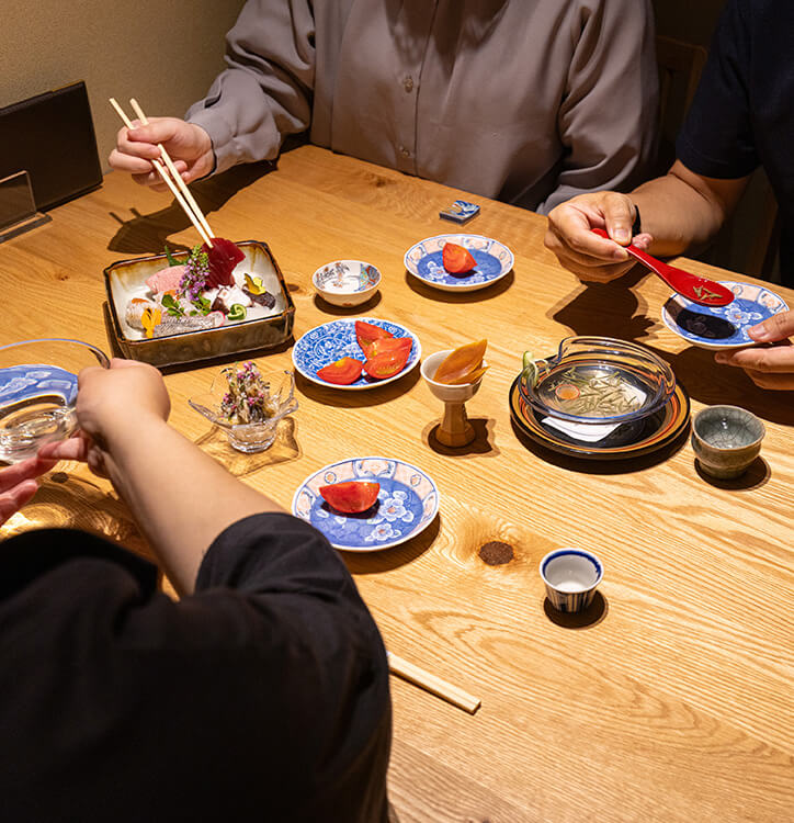 個室シーン